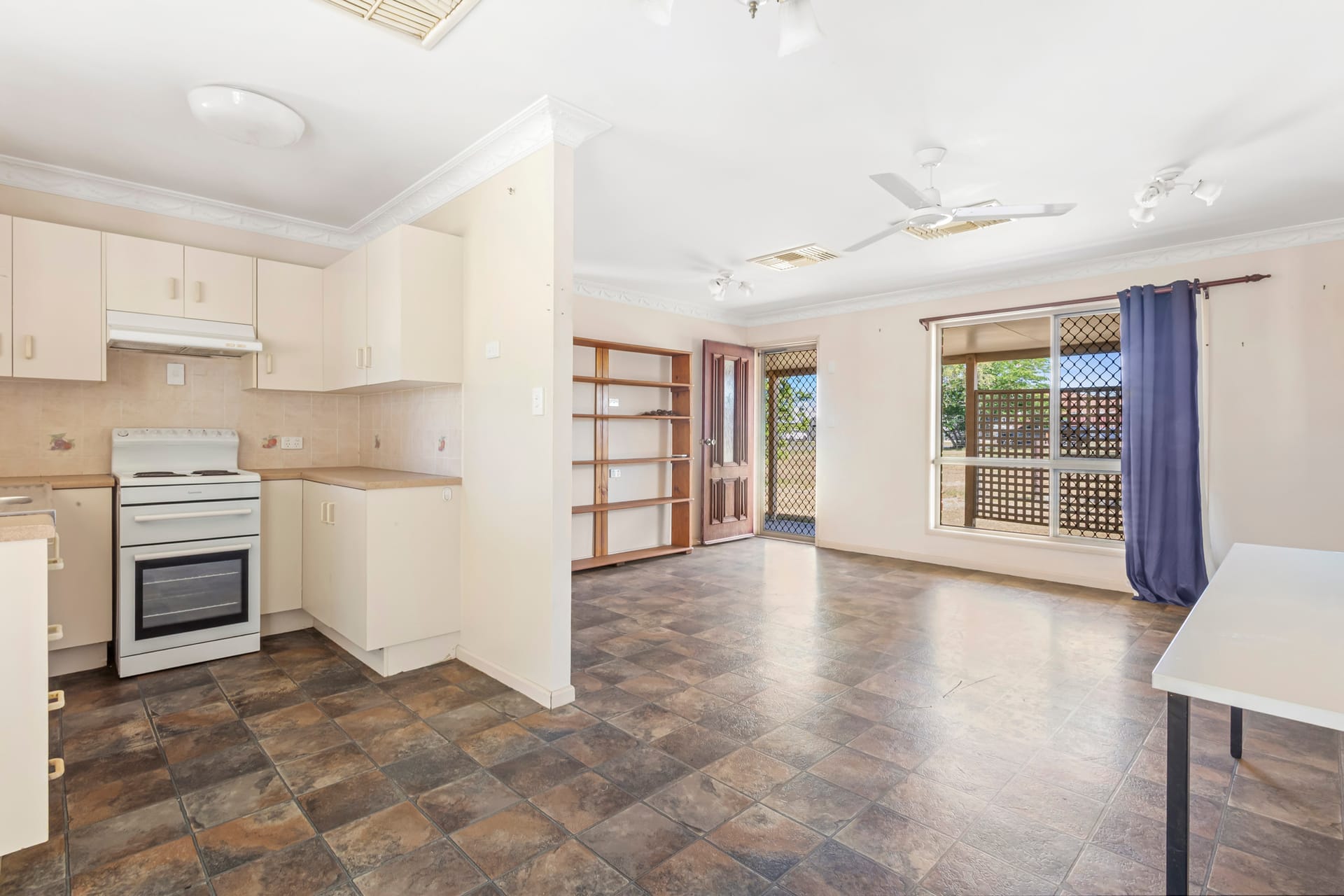 93 Foster Street, Gracemere — photo 8
